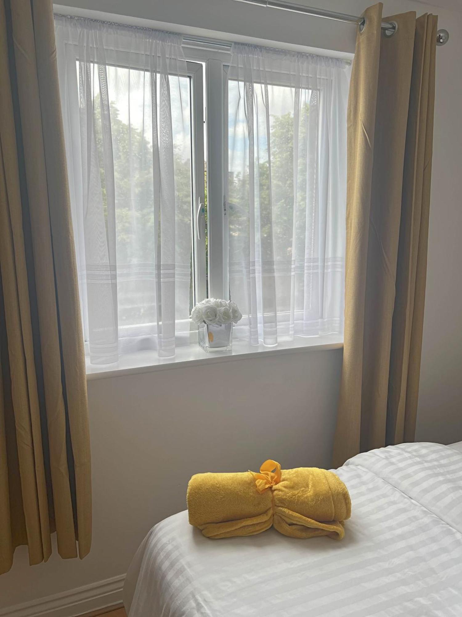 Luxury Rooms And An En-Suite Room With Free Wi-Fi Clarendon Way Colchester Exterior foto
